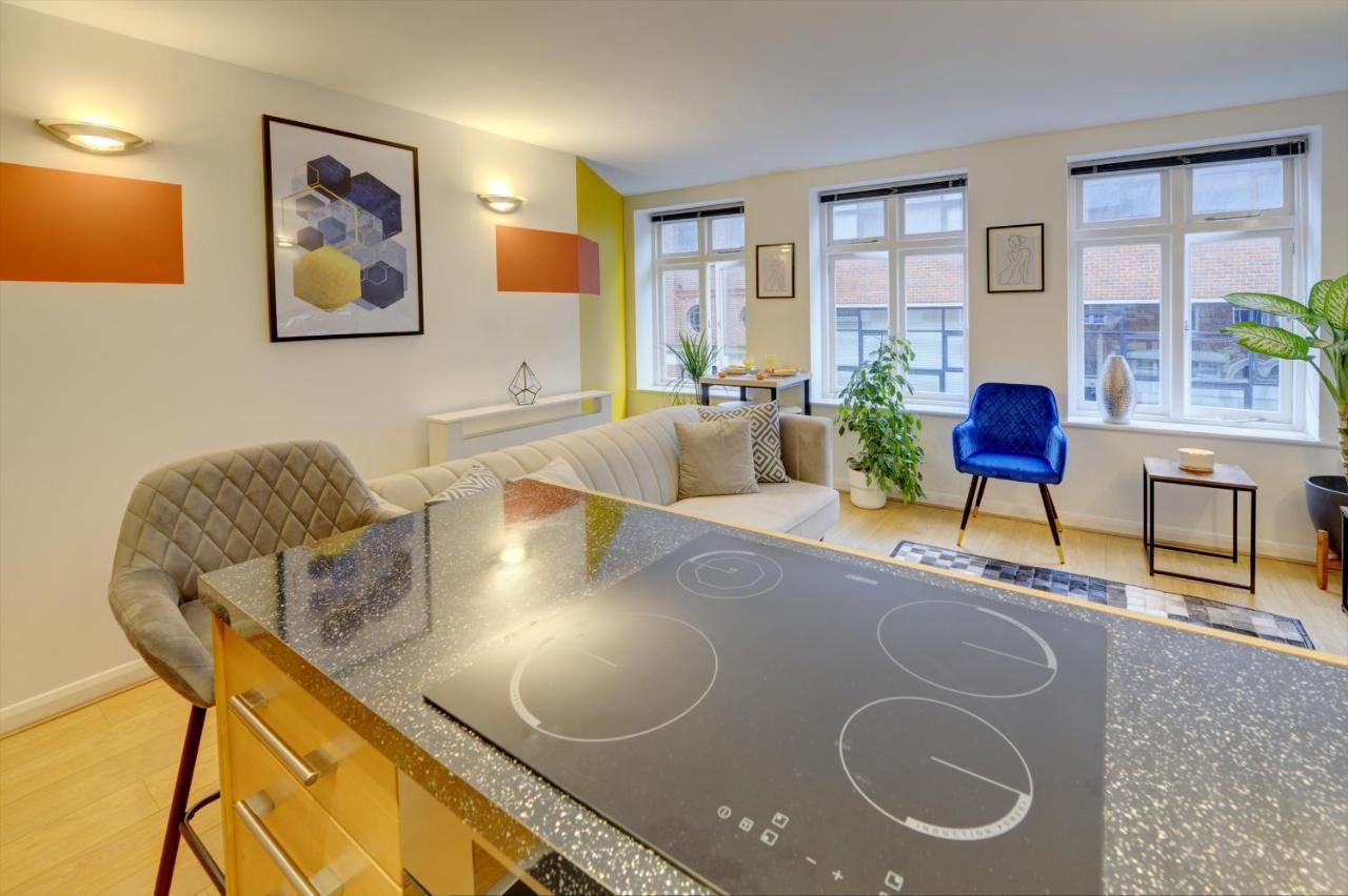City Centre, 2 Bedroom, Secured Parking, 3 King Bed, Wifi Sleep 6 Guest Comfortable On Three King Size Beds, Jewellery Quarter , Birmingham City Centre , Allocated Secured Parking Exterior foto