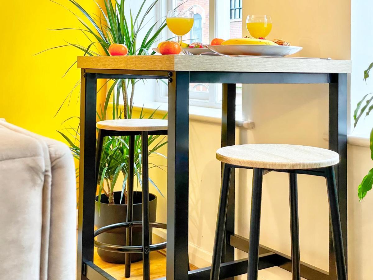 City Centre, 2 Bedroom, Secured Parking, 3 King Bed, Wifi Sleep 6 Guest Comfortable On Three King Size Beds, Jewellery Quarter , Birmingham City Centre , Allocated Secured Parking Exterior foto