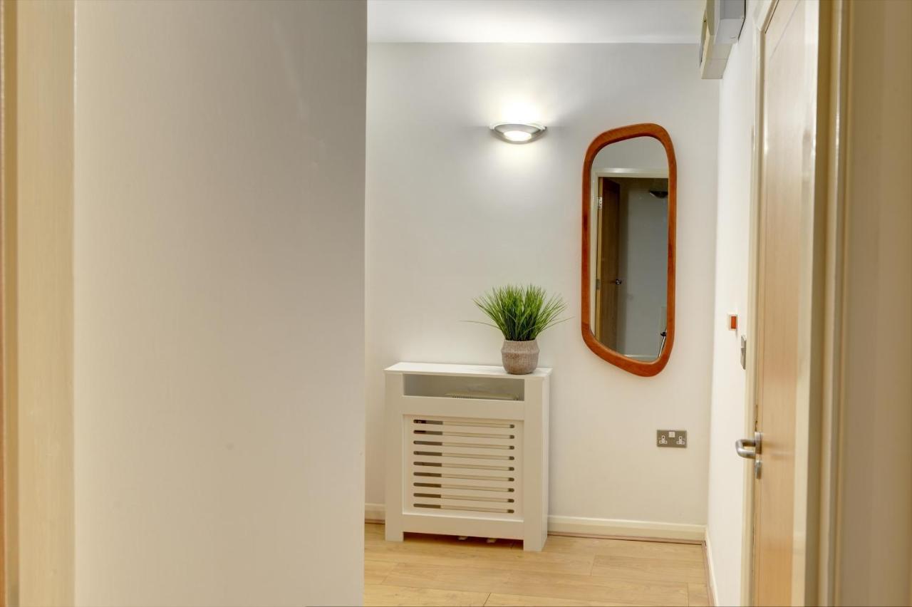 City Centre, 2 Bedroom, Secured Parking, 3 King Bed, Wifi Sleep 6 Guest Comfortable On Three King Size Beds, Jewellery Quarter , Birmingham City Centre , Allocated Secured Parking Exterior foto